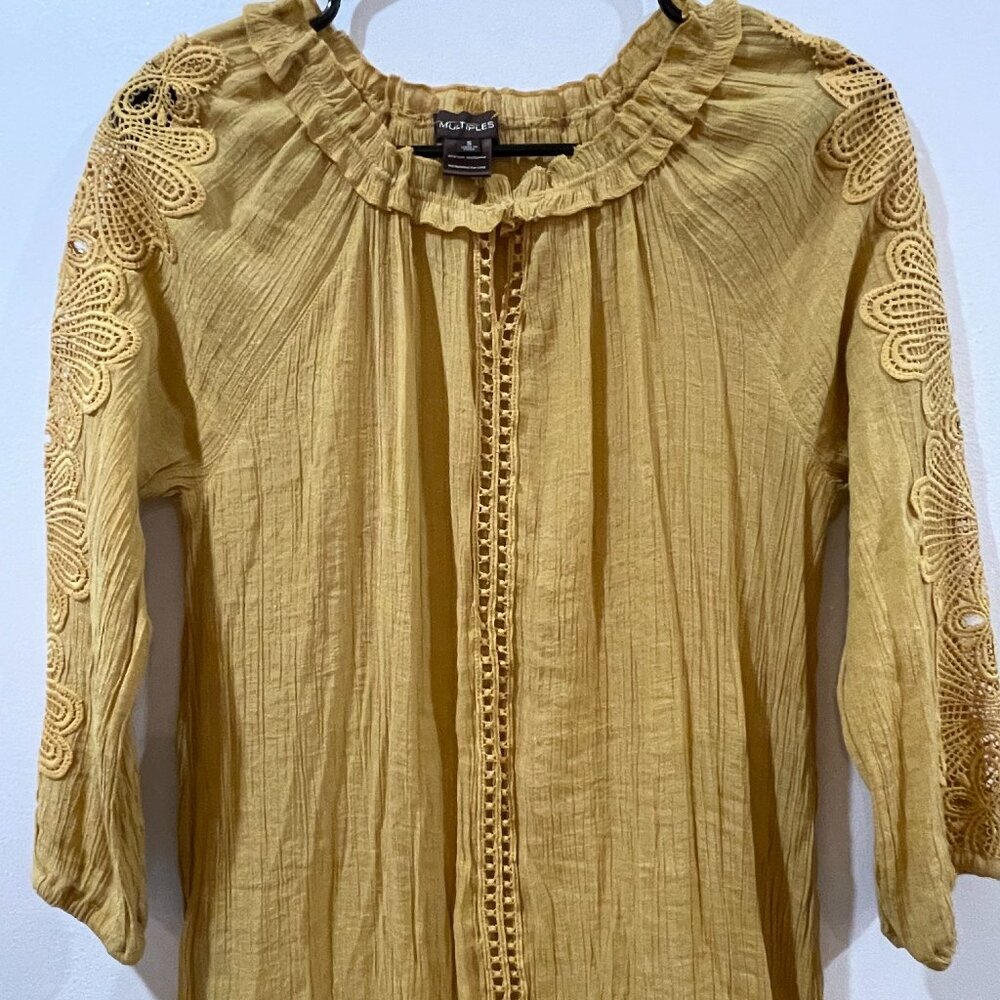 Multiples Crochet Embroidered Crew Neck Shirt Top Gold Size Small